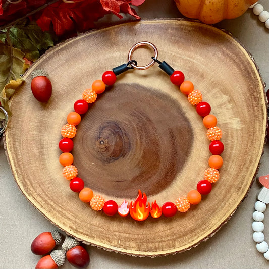 Throne of Glass-inspired silicone beaded dog collar made from durable, food-grade silicone – stylish and functional for everyday use or decorative wear, perfect for Sarah J. Maas fans and their pets.