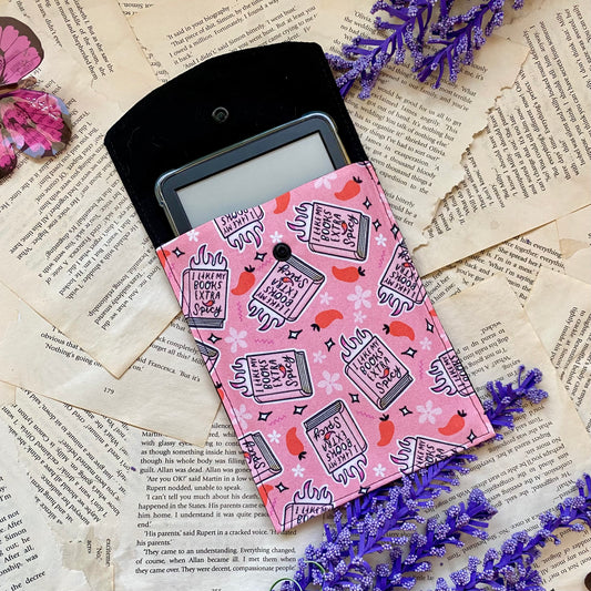 Spice Warning Kindle Case