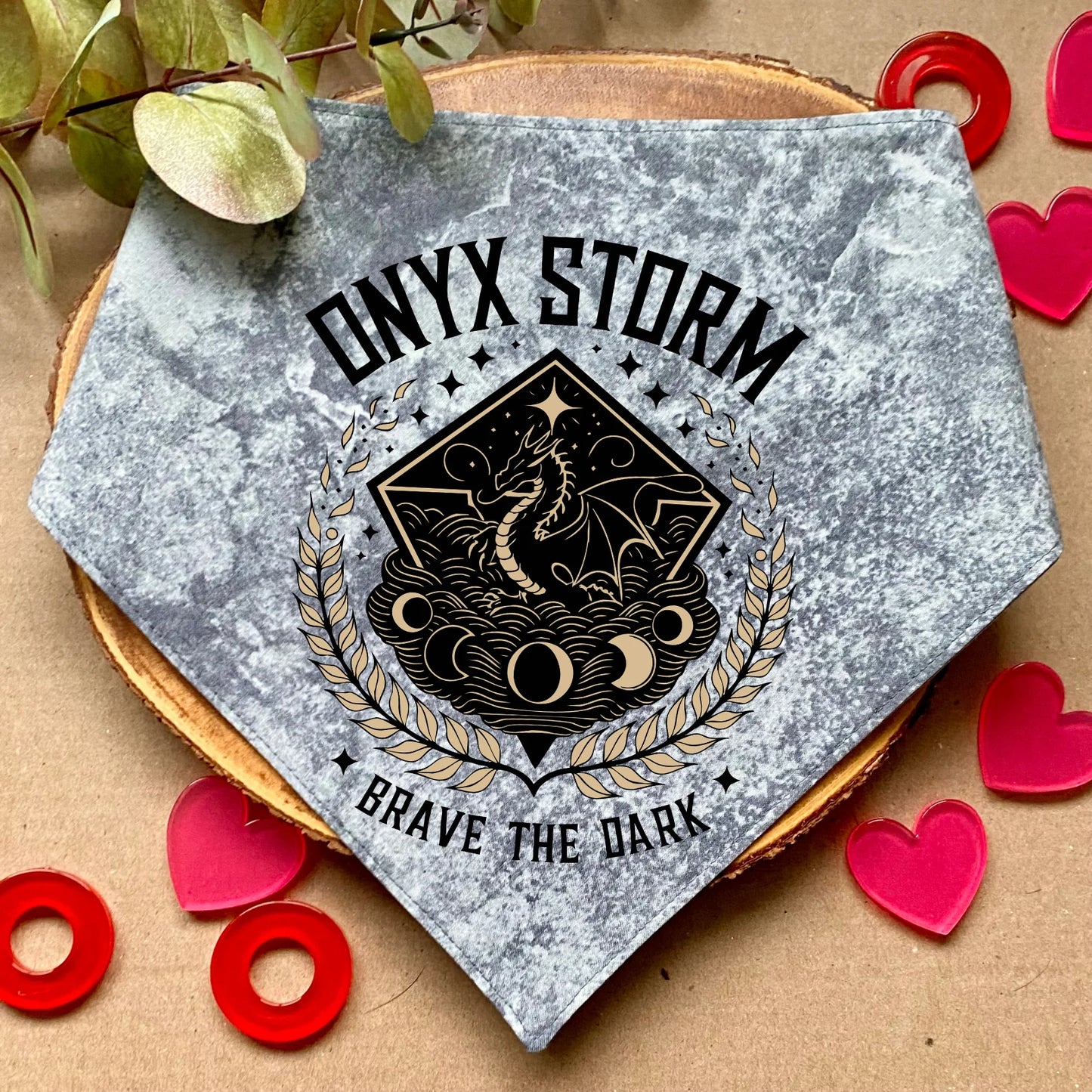 Clip-on dog bandana inspired by Fourth Wing – easy to wear and designed for fantasy book lovers, featuring elements inspired by Rebecca Yarros’ hit novel to add bookish flair to your pet’s style.
